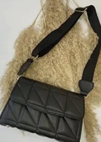 Kadın Siyah Deri Tokalı Çanta - Görsel 2