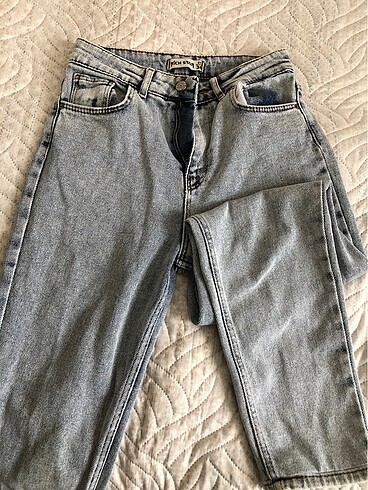 27 Beden Mom jean