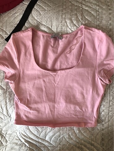 Pembe üst