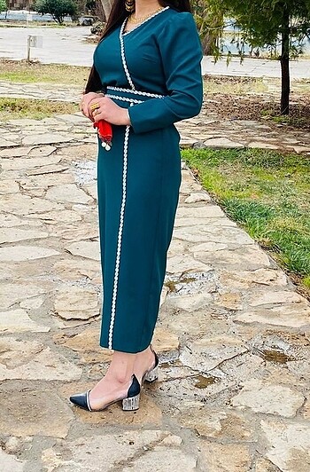 Zara Taşlı kemer detaylı elbise