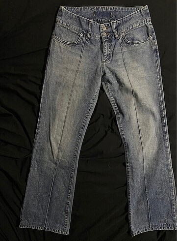 Levis bootcut jean