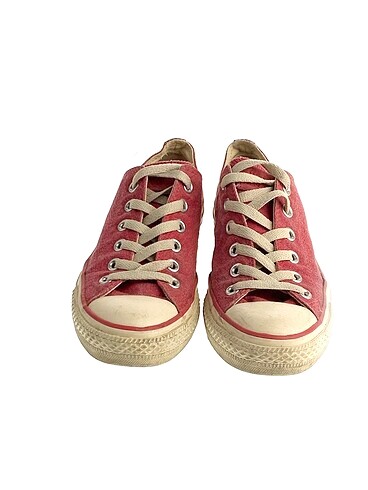 37,5 Beden Converse Spor Ayakkabı %70 İndirimli.