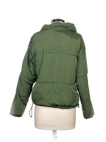 s Beden Pull and Bear Mont %70 İndirimli.
