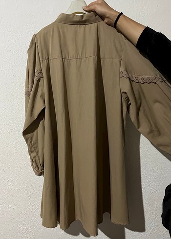 camel rengi dantel fırfırlı tunik gömlek