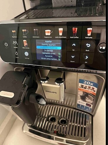 20 çeşit yapan kahve makinesi tertemiz