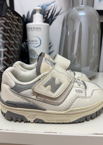 New Balance 550 Gri Beyaz Erkek Çocuk Spor Ayakkabı