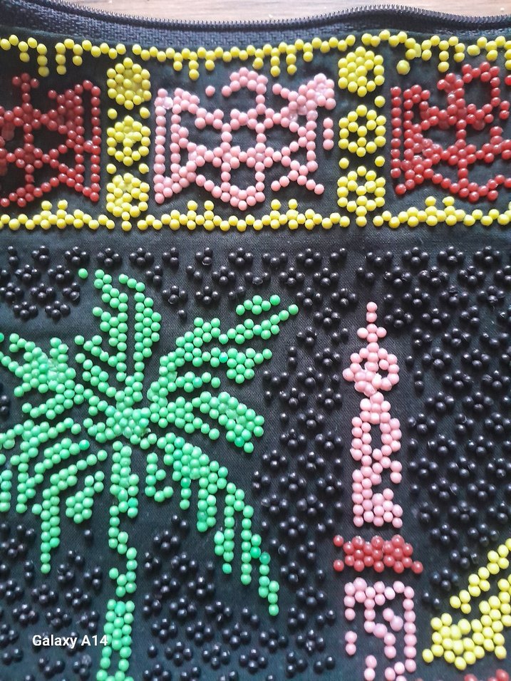 Boncuk İşlemeli Çok Renkli Kadın Çantası - Görsel 2