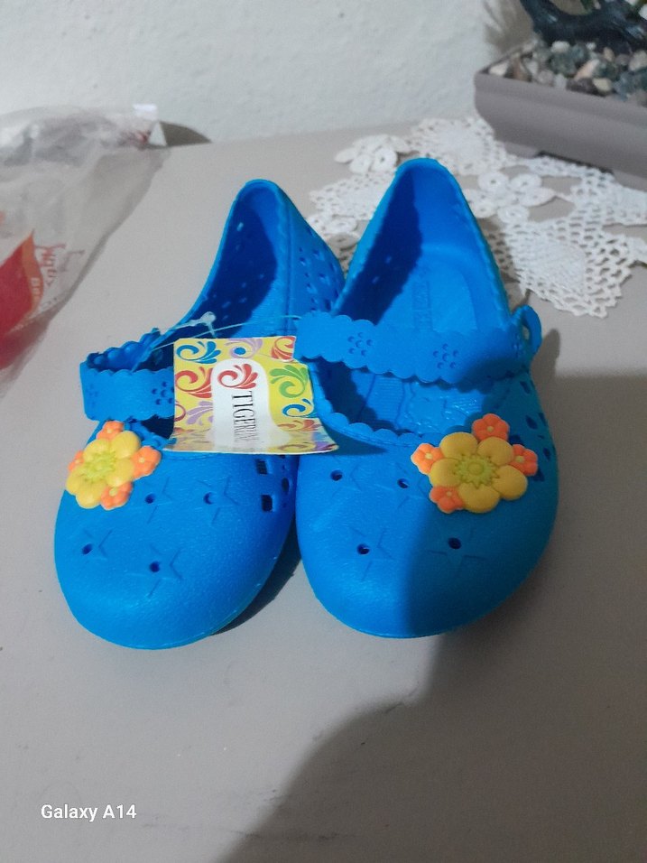 Renkli Erkek Çocuk Terlikleri Velcro - Görsel 4