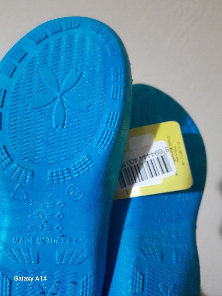 Renkli Erkek Çocuk Terlikleri Velcro - Görsel 5