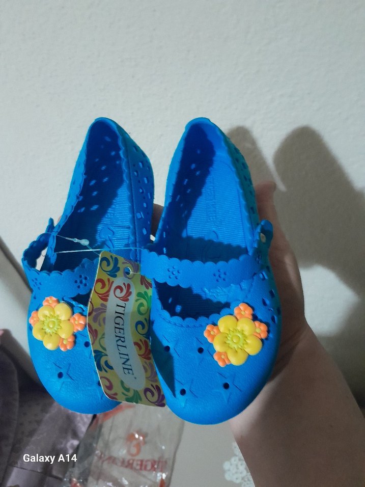 Renkli Erkek Çocuk Terlikleri Velcro - Görsel 3