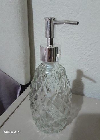 Beden 70 LİRA SIFIR CAM SIVI SABUN ŞİŞESİ