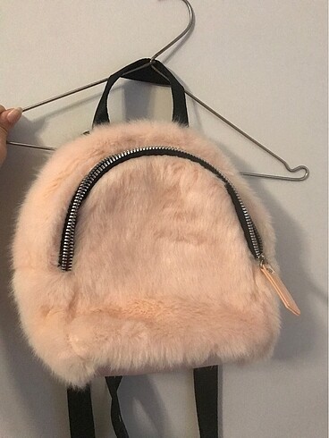 Pembe peluş çanta
