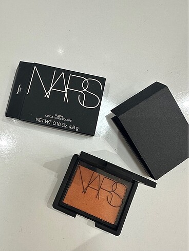 Nars taj mahal allık