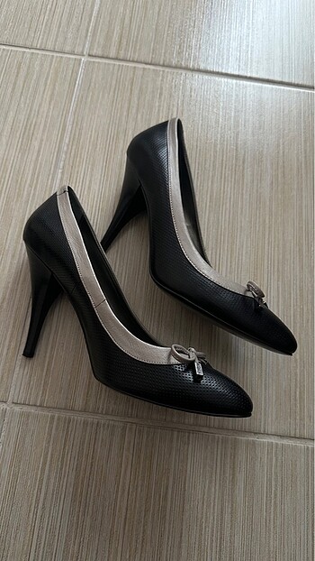 Prima Prima markalı stiletto