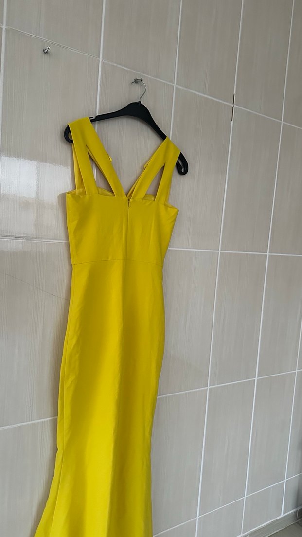 Sarı V Yakalı Uzun Abiye Elbise - Görsel 3