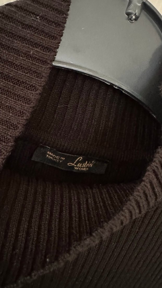 Uzun Siyah Yüksek Yakalı Kadın Elbise - Görsel 2