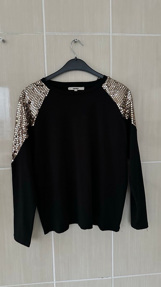 Parlak Yılan Desenli Siyah Kadın Bluz - Görsel 2