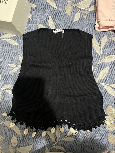 Zara crop