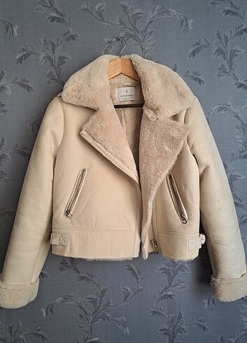 Stradivarius M beden