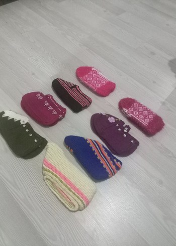 Kızlar için Renkli Örgü Ev Terlikleri - Görsel 5