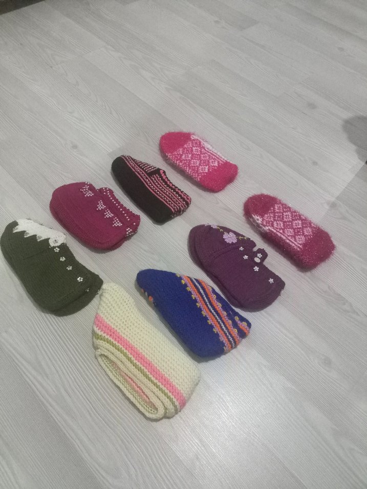 Kızlar için Renkli Örgü Ev Terlikleri - Görsel 5