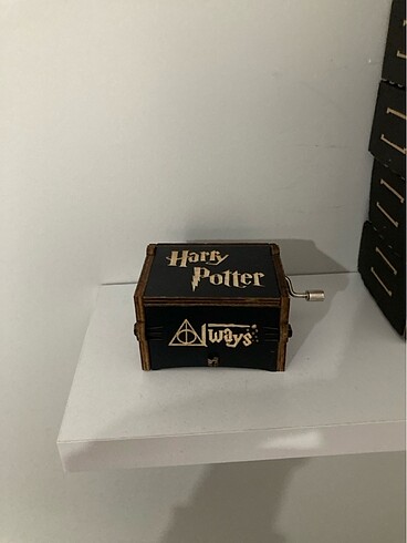 Diğer Harry Potter müzik kutusu.