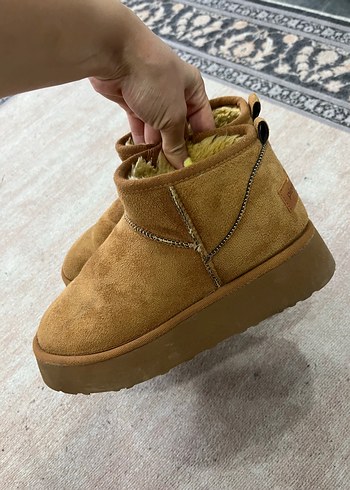 Pierre Cardin Bej Kürklü Kadın Botları