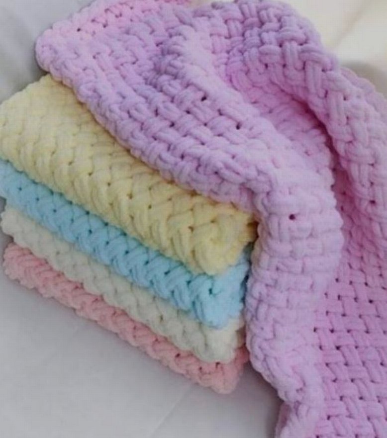 Çocuklar için Nakışlı Pastel Örgü Battaniye - Görsel 2