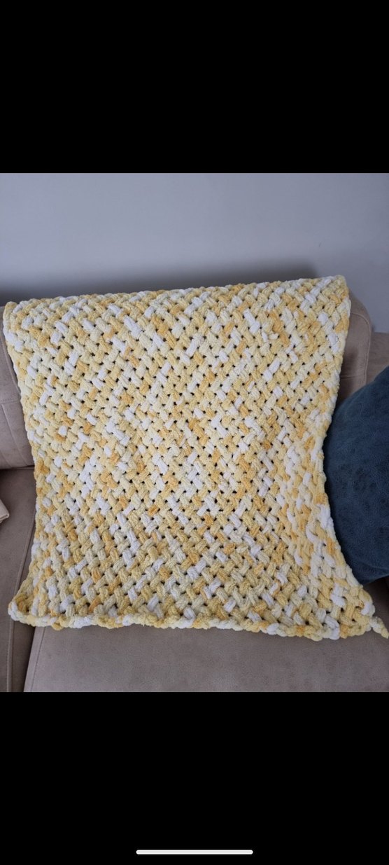 Sarı Örgü Çocuk Battaniyesi - Görsel 3