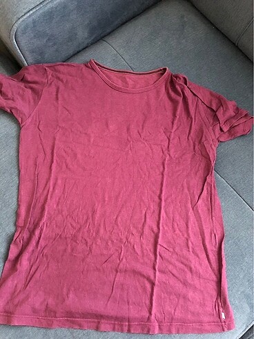 pembe tişört