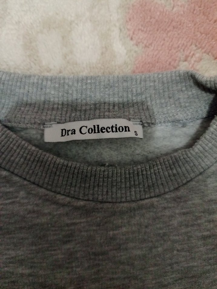 Gri Yazılı Kadın Sweatshirt - Görsel 4