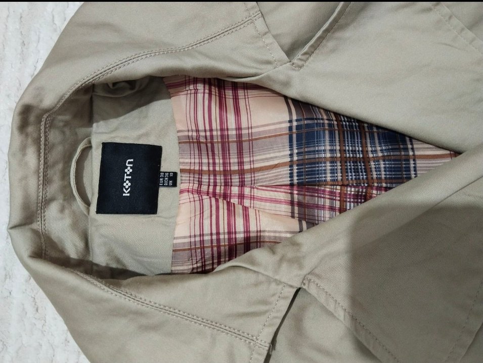 Koton - Düğmeli Bej Kadın Trençkot - Görsel 3