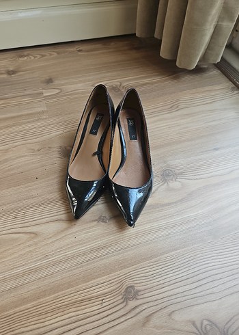 Siyah Rugan Mango Klasik Stiletto