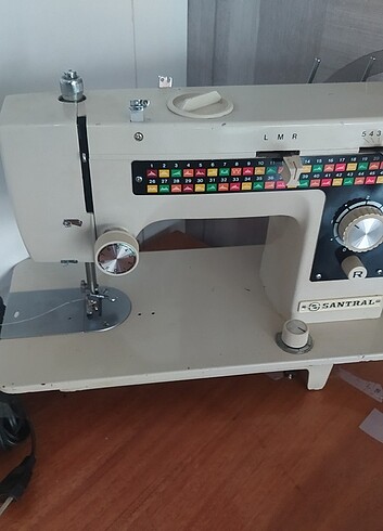 Dikiş makinesi