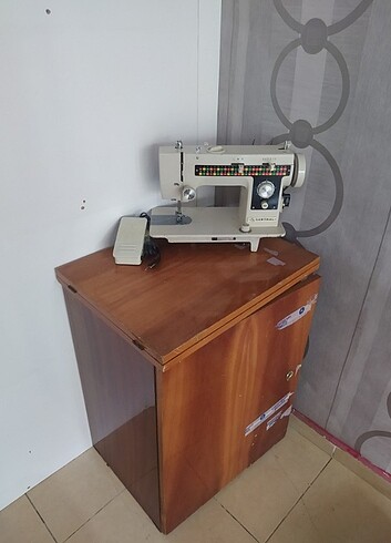  Beden Renk Dikiş makinesi