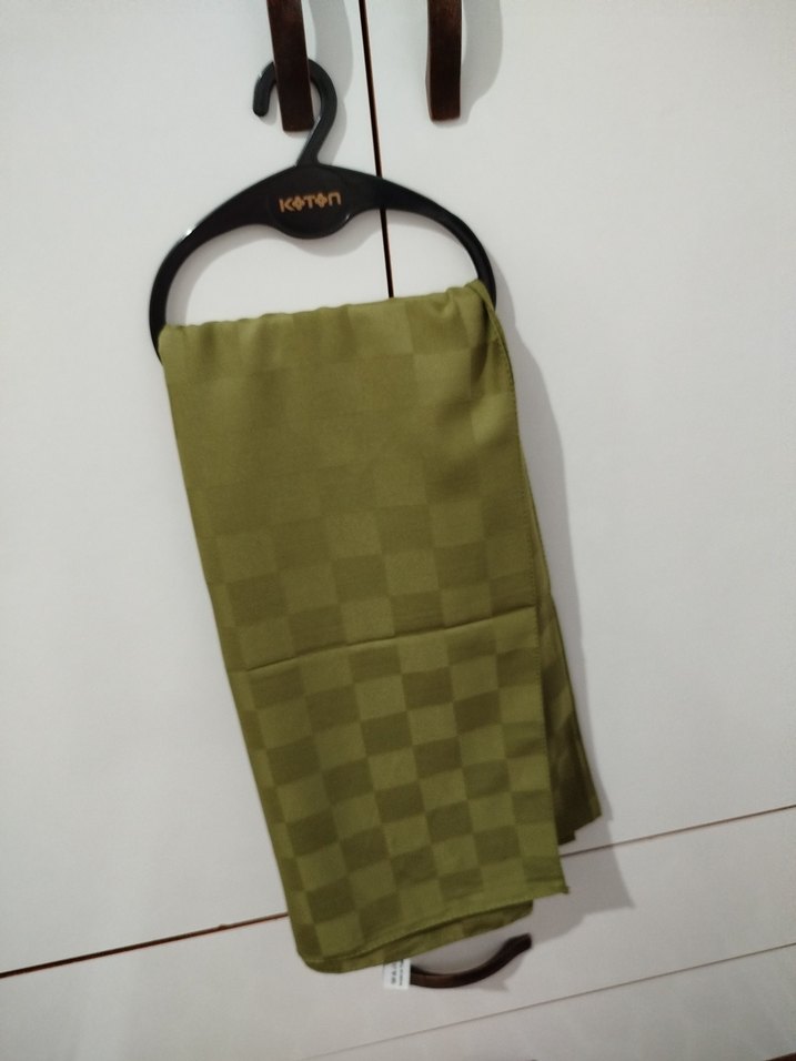 Dama desenli şal - Görsel 4