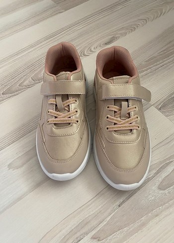 Bej Kız Çocuk Spor Ayakkabı Velcro - Görsel 2