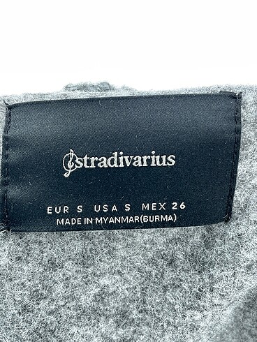 s Beden gri Renk Stradivarius Kaban %70 İndirimli.