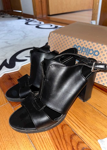 Siyah Kadın Platform Topuklu Ayakkabı - Görsel 2