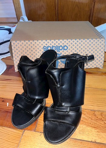 Siyah Kadın Platform Topuklu Ayakkabı - Görsel 3