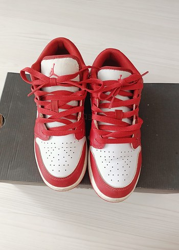 Nike Kırmızı Stiletto Topuklu Kadın Spor Ayakkabı