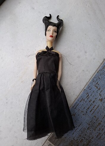 Beden Oyuncak barbie MALEFİZ