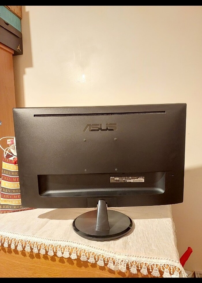 Asus VP248H 1080p 23 inç 75 hz 1ms Monitör - Görsel 2