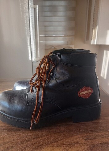 39 Harley Davidson orijinal kadın bot