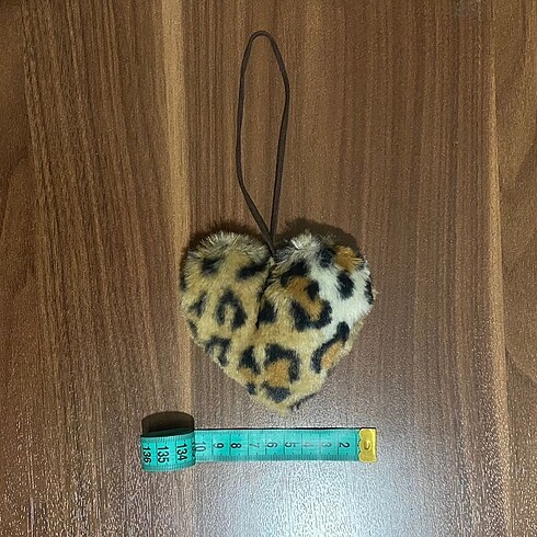  Beden Leopar Charm