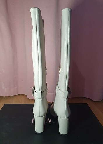 38 Beden ten rengi Renk NETWORK ÇİZME EKRU DERI CIFT TOKALI 9 CM