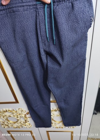 Kadın Gri Kemerli Kısa Denim Pantolon - Görsel 2