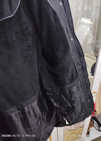 Siyah Uzun Kadın Kışlık Mont Kürklü - Görsel 3