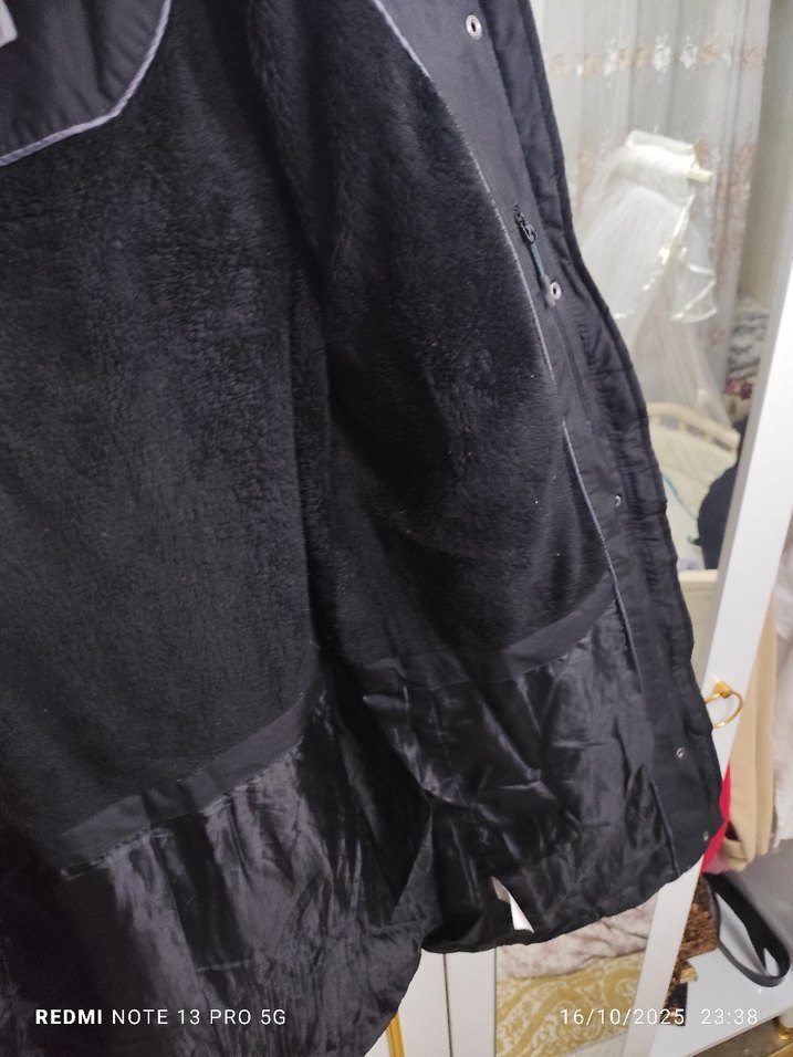 Siyah Uzun Kadın Kışlık Mont Kürklü - Görsel 3