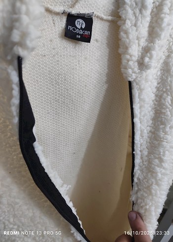 Kadın Beyaz Peluş Fermuarlı Ceket - Görsel 5